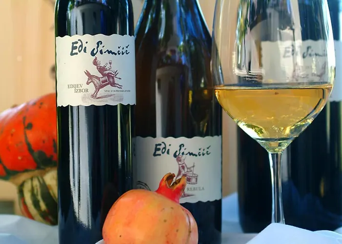 Peaceful Among The Vines * Vipolze