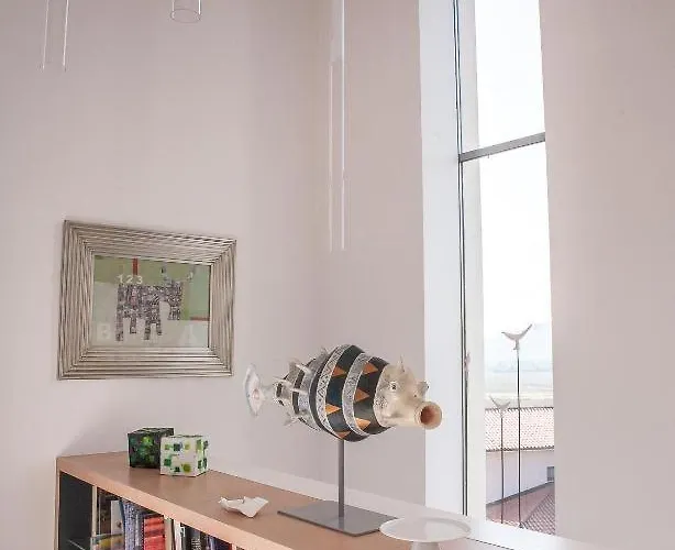 Peaceful Among The Vines * Vipolze