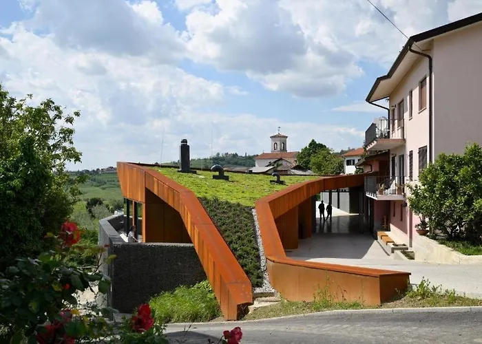 Peaceful Among The Vines Vakantiehuis Vipolze